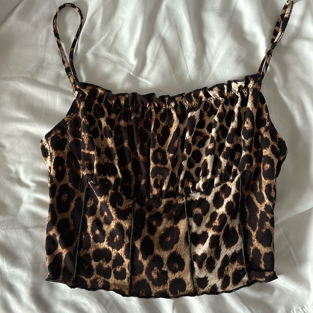 Small shein leopard crop top